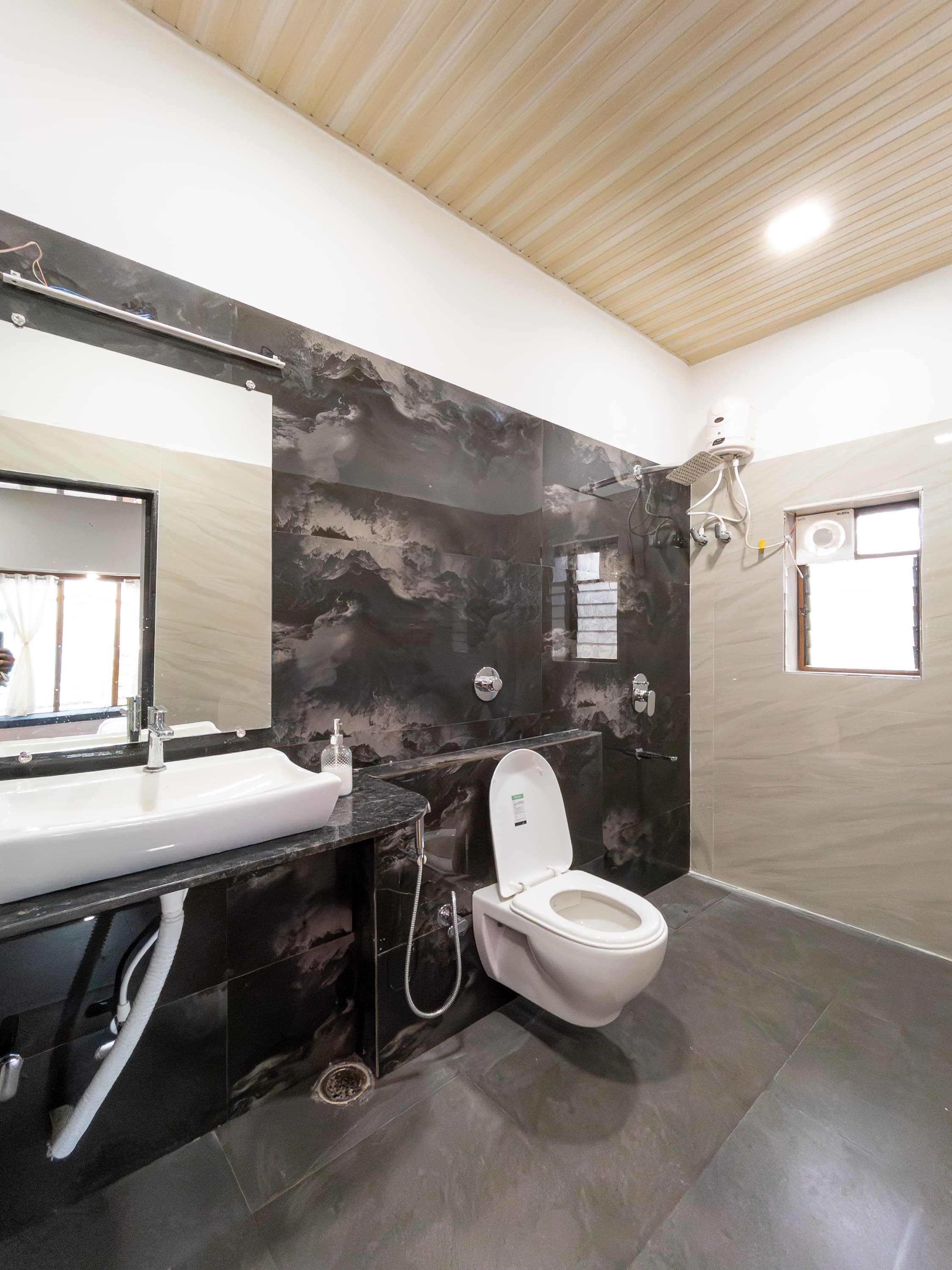 Birthday decor with balloons and lights