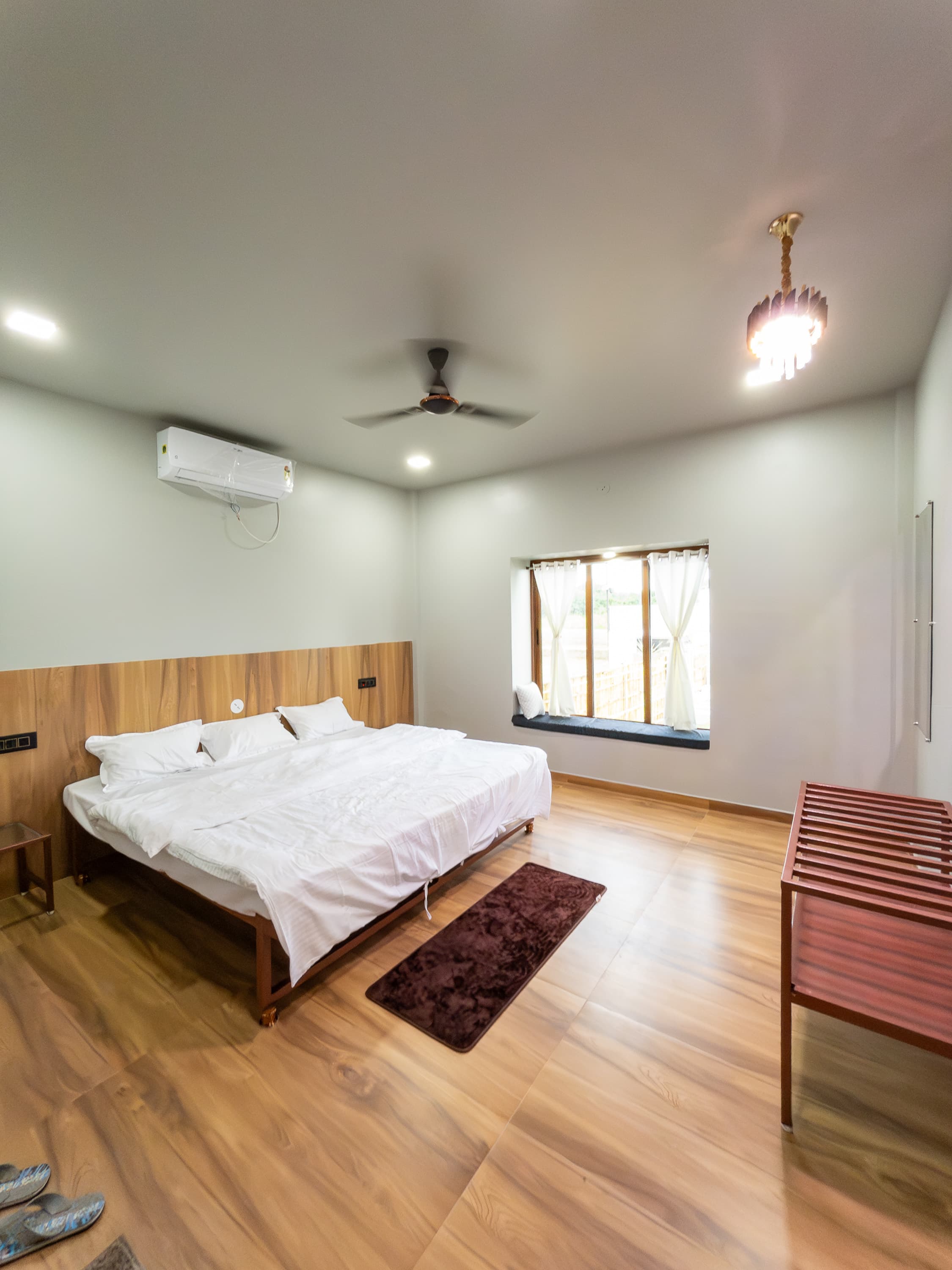 Birthday decor with balloons and lights