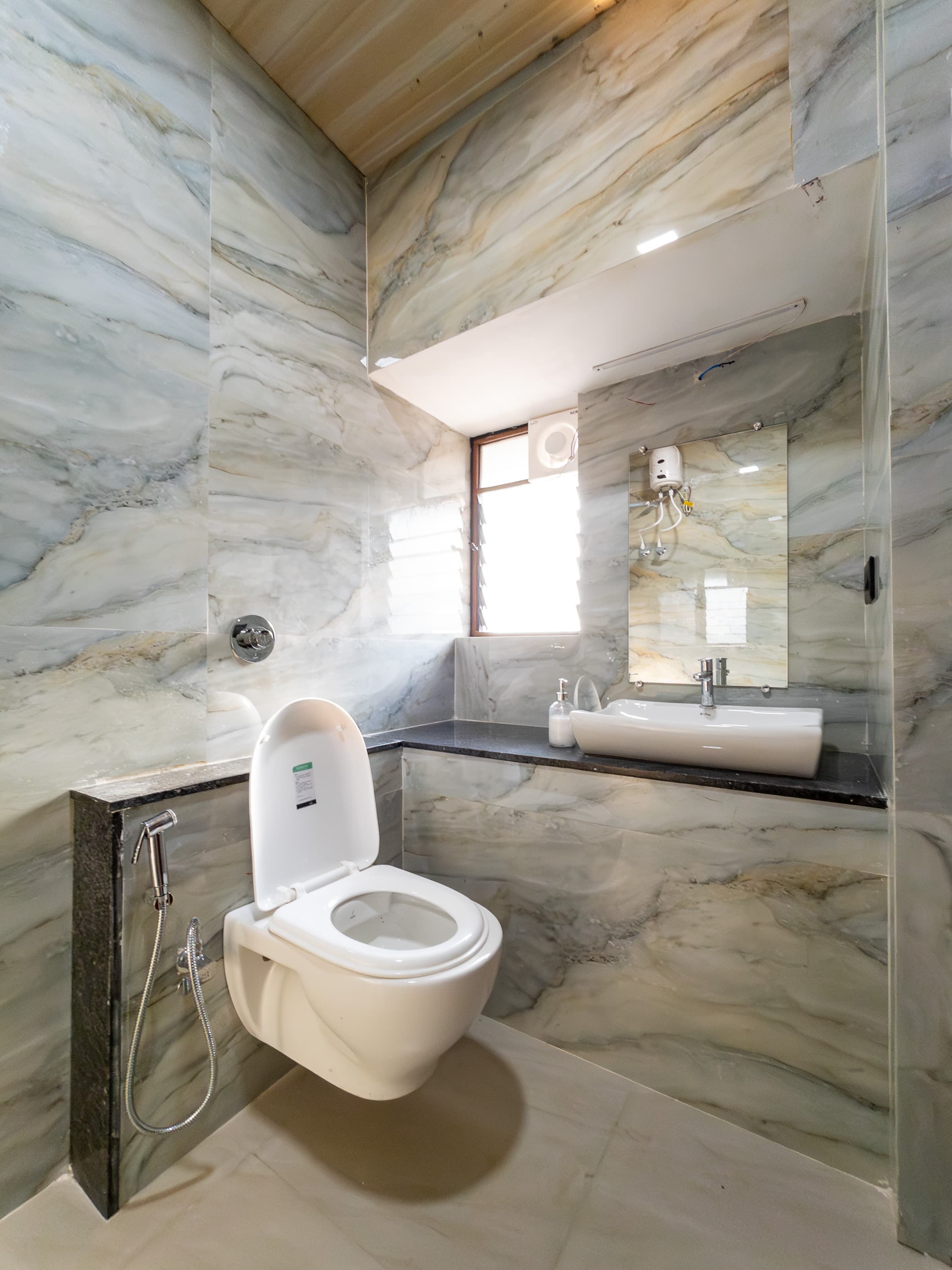 Birthday decor with balloons and lights